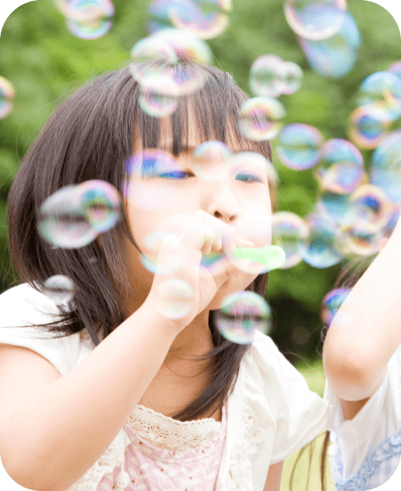 お客様一人ひとりのニーズに合わせた最適な保険商品を提案いたします。