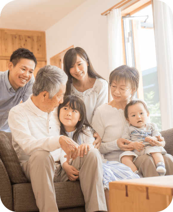 お客様一人ひとりのニーズに合わせた最適な保険商品を提案いたします。