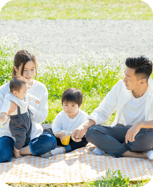 お客様一人ひとりのニーズに合わせた最適な保険商品を提案いたします。